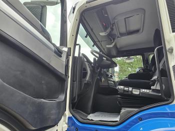 TGS 35.440 8x4 BB / HMF 60 tm + JIB / CRANE / KRAN